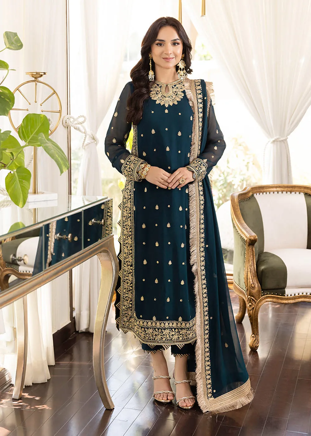 Essex Green Suit - Maahru, Noorie & Meerub '23 by Asim Jofa - AJSM-31