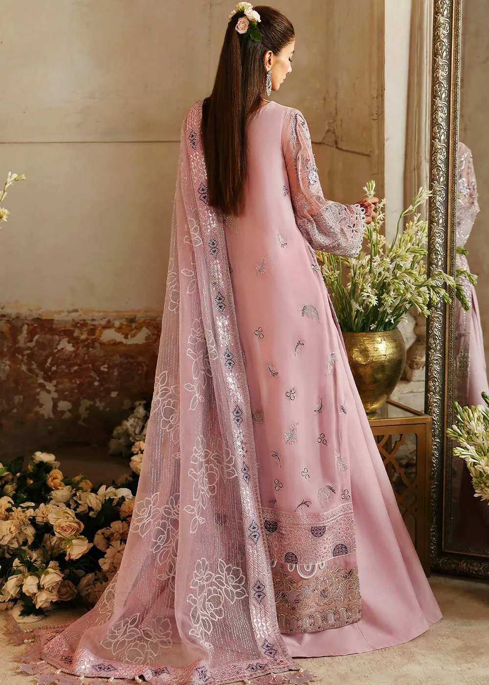 Jhoomro Wedding Luxury Formals '24 by Nureh | NL-69 RANIA