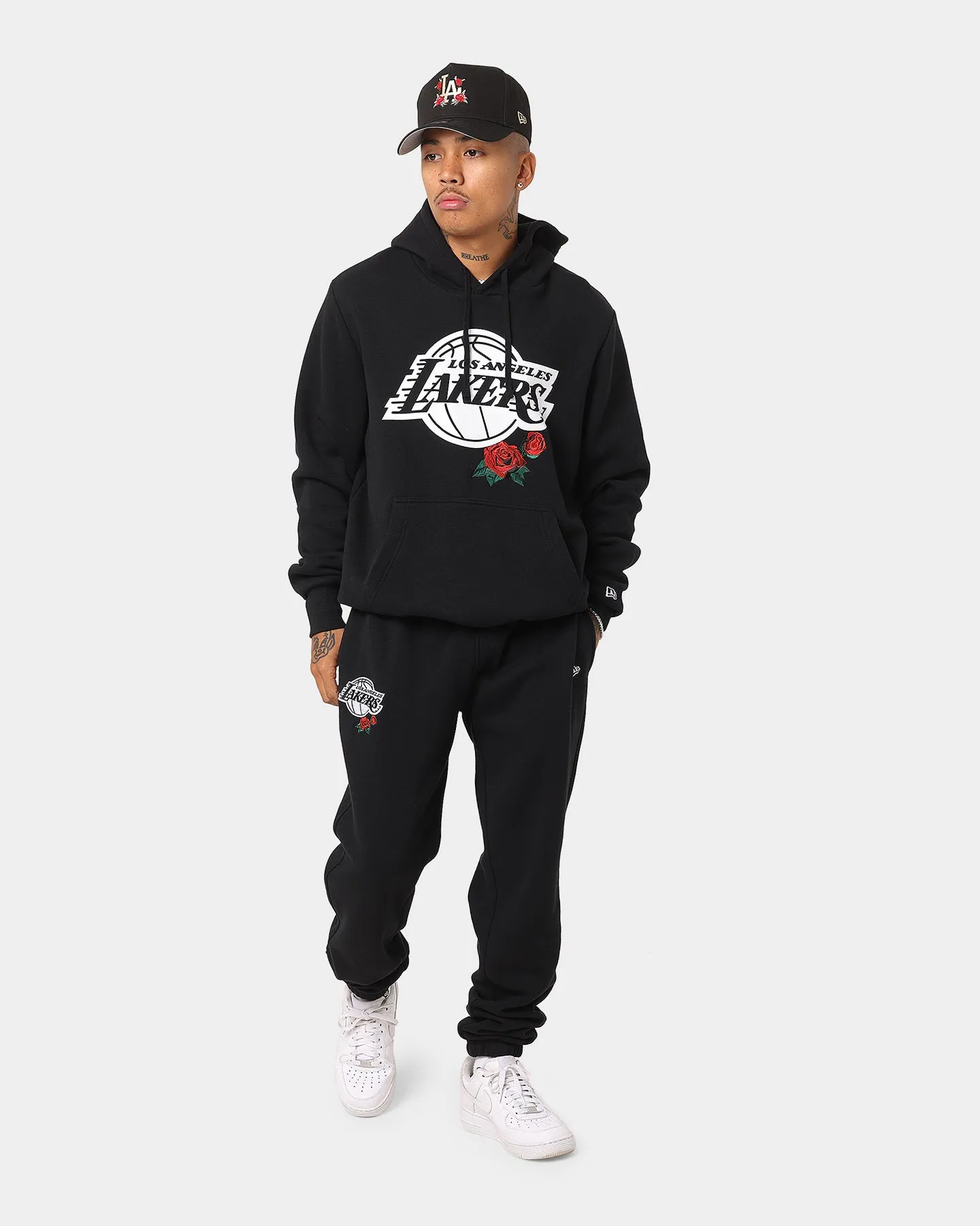 New Era Los Angeles Lakers Large Rose Hoodie Black